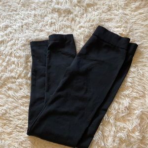 L black leggings